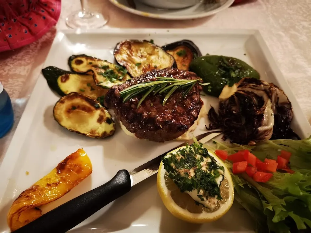 Ristorante Pizzeria Schützenwirt_Terlano_slider_image_2