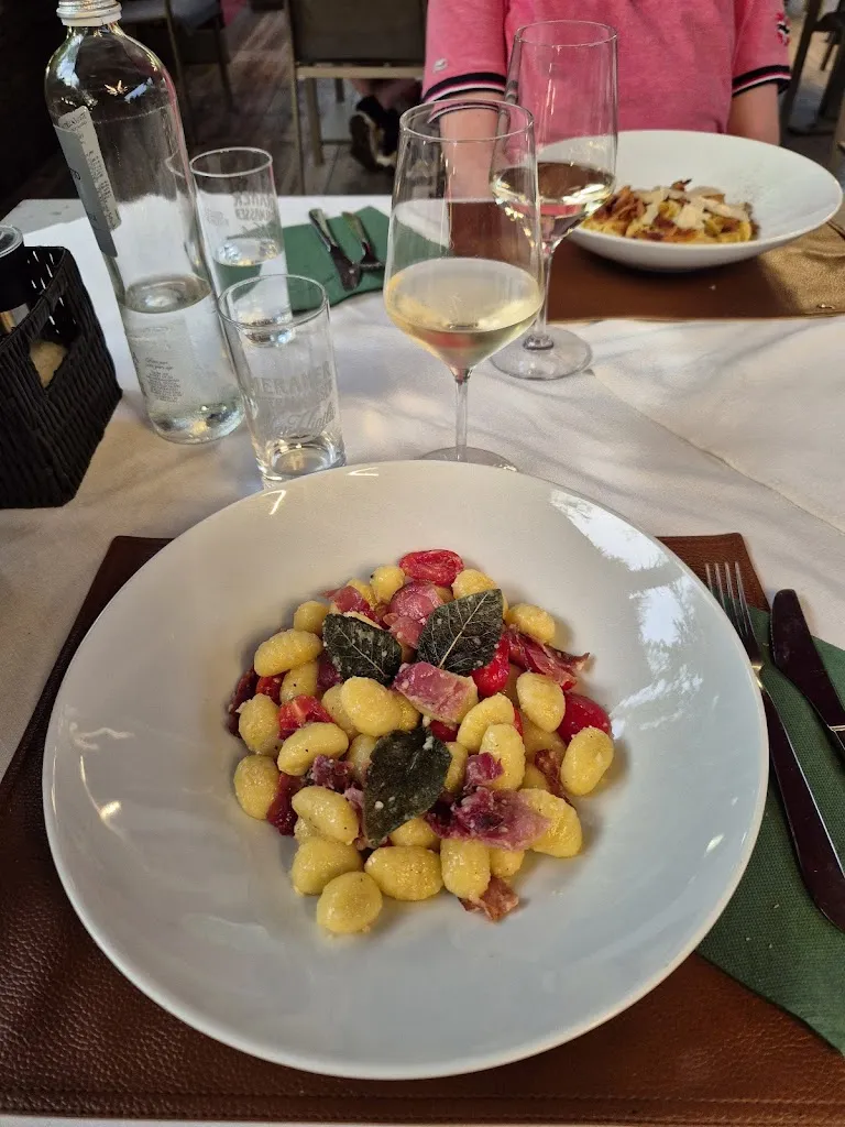 joselien simons_Restaurant Pizzeria Romedius_Terlano_recensione