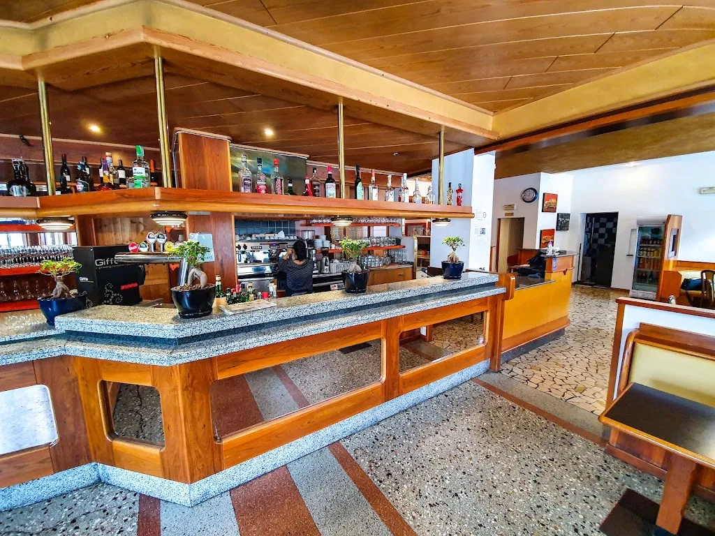 Pizzeria Pellegrini restaurant in Tione di Trento