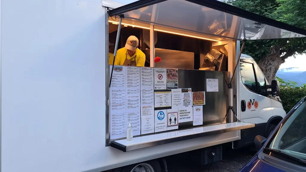 NICOLA PIZZE DI DALCEGGIO NICOLA_Torcegno_slider_image_3