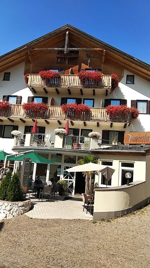 Platzl Restaurant restaurant in Trodena