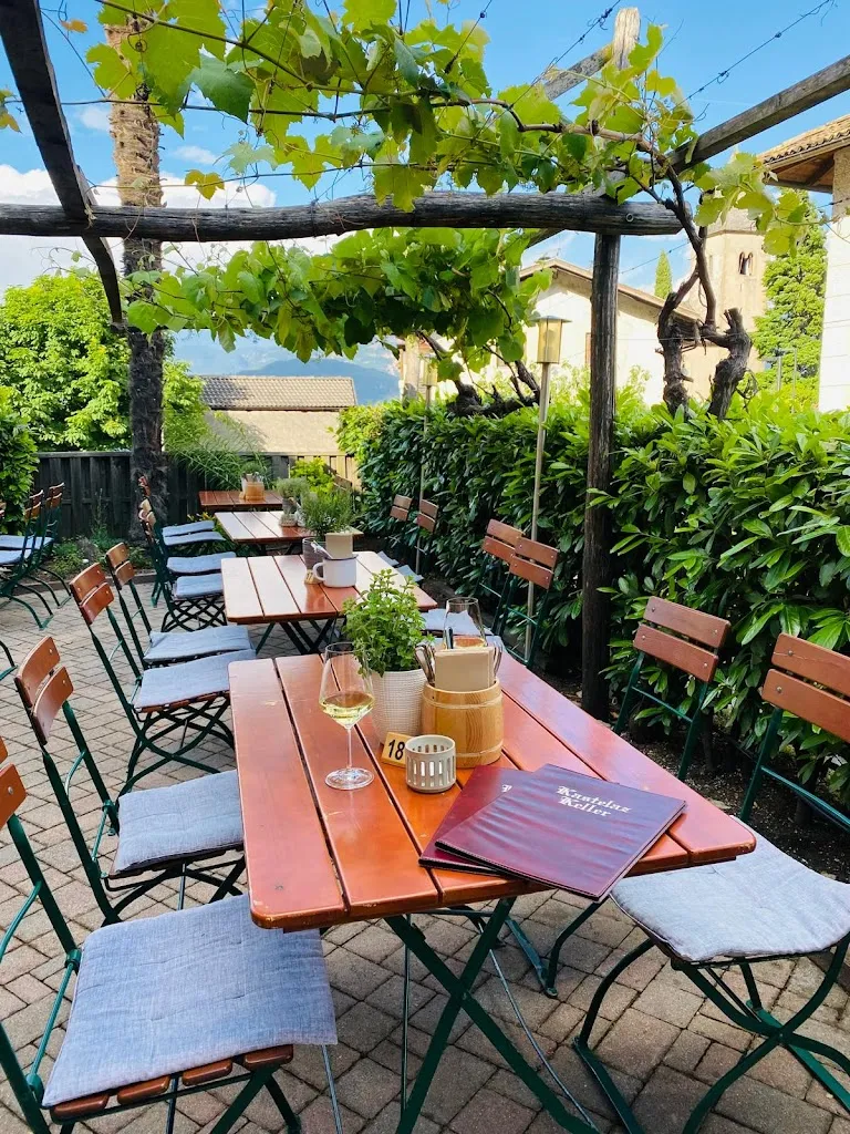 Kastelaz Keller restaurant in Termeno