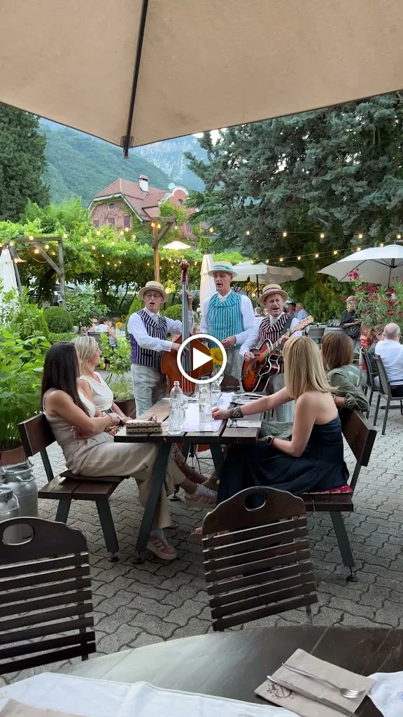 G’würzerkeller Gartenrestaurant_Termeno_slider_image_2