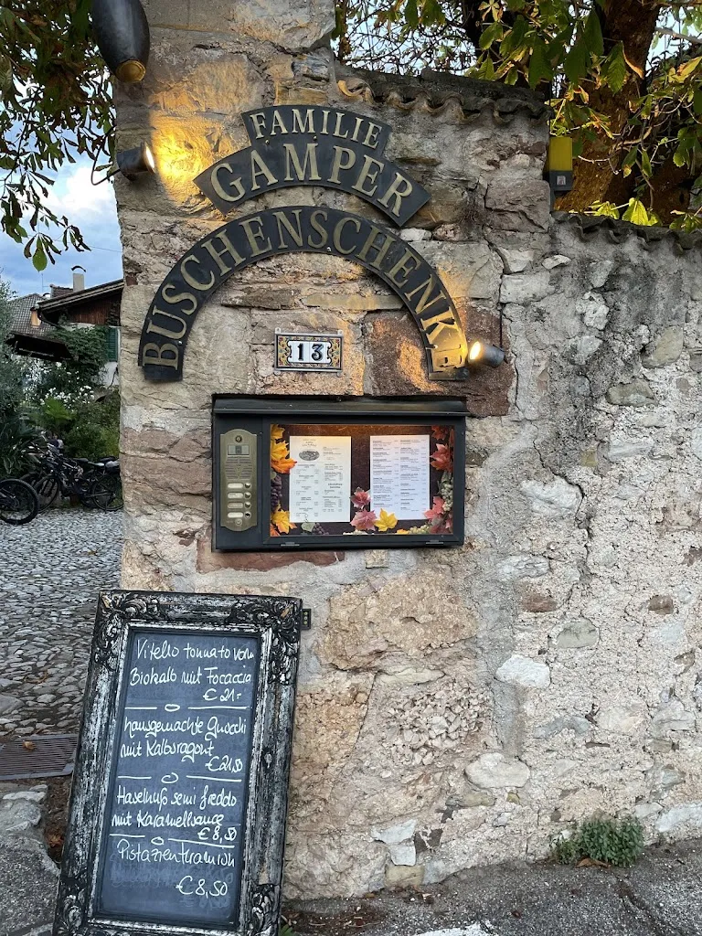 W. Sp._Buschenschank Familie Gamper_Termeno_review