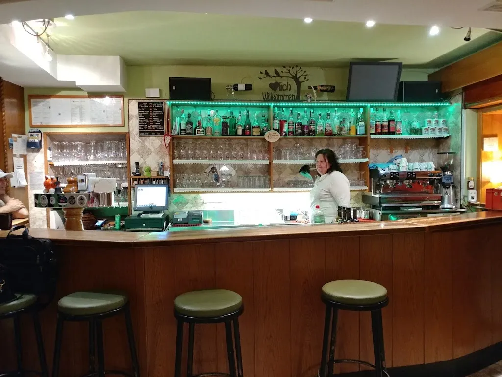 SACHIT VARMA_Pizzeria Schiessstand Tramin_Termeno_review