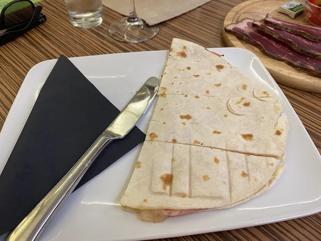 Menu_Bar Zum Goldenen Löwen_Termeno_image_9