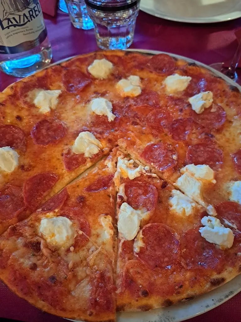 Arnaud Wich_Friedheim Restaurant_Valdaora di Mezzo_review