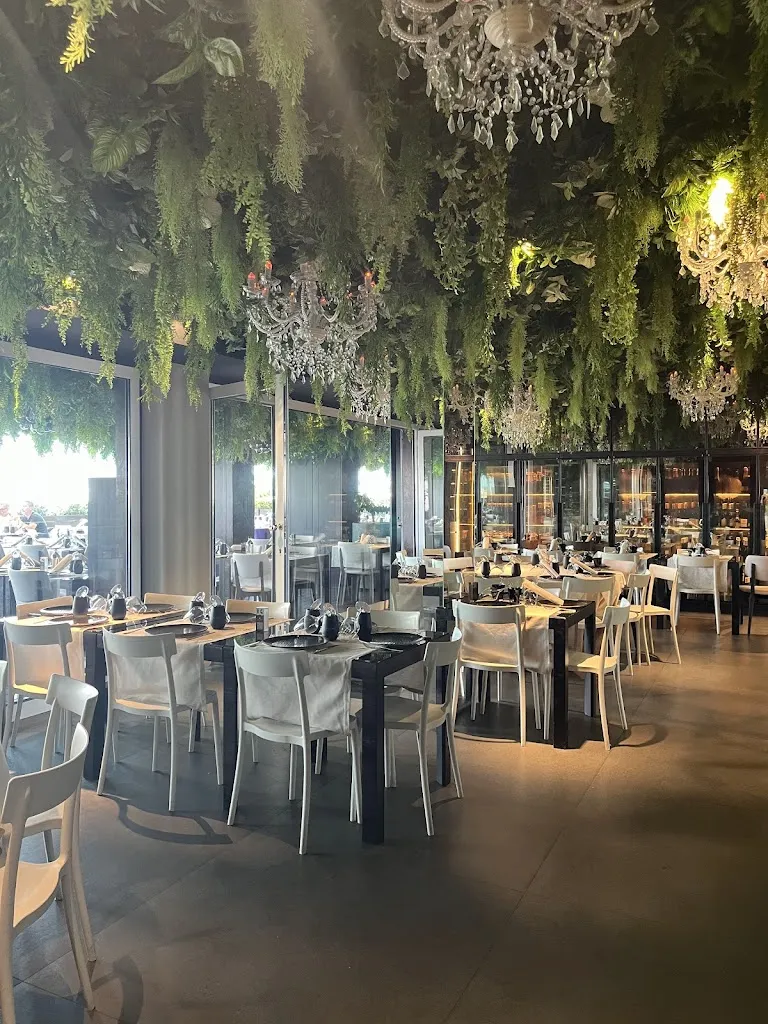 Ai Due Dottori restaurant in Manfredonia