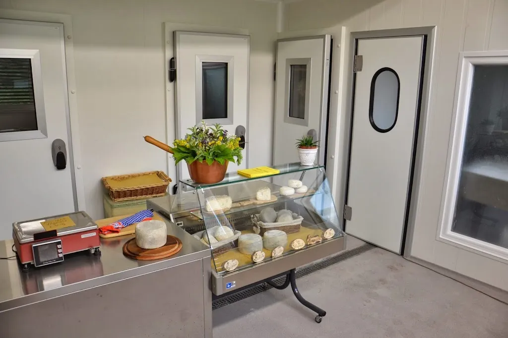 Malga Streva Patrizia Dal Zotto_Vallarsa_slider_image_3