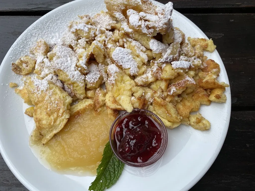 Albrecht Hoch_Kiener Alm_Vandoies - Vintl_review