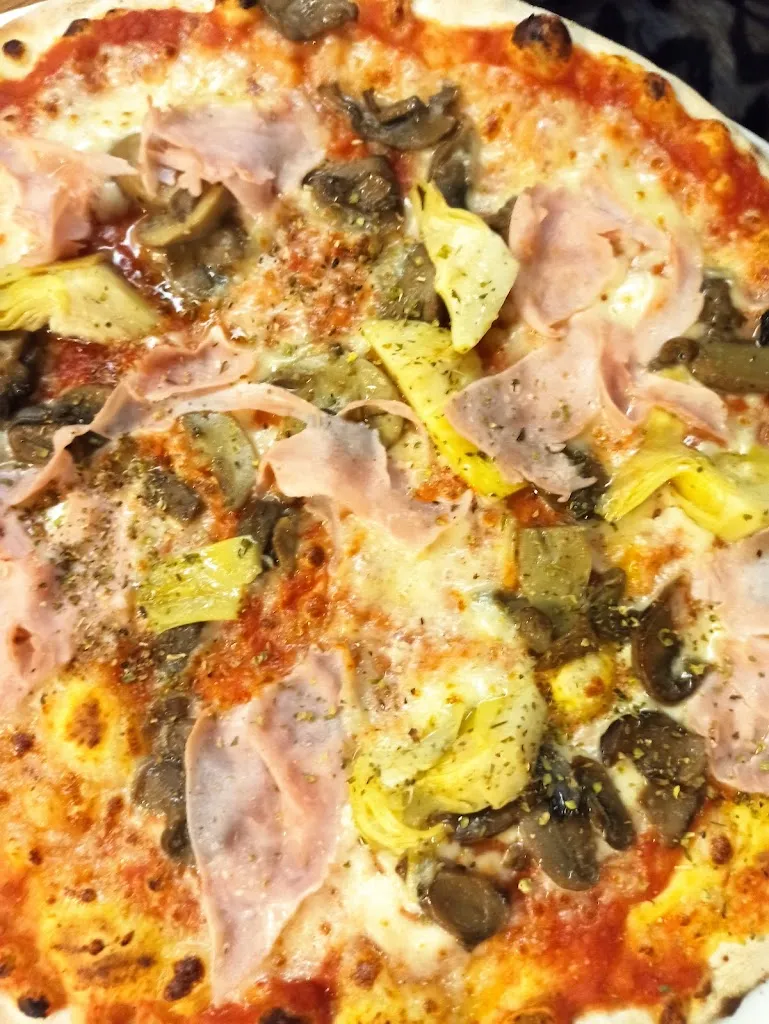 Menu_Pizzeria Hubertus_Vandoies - Vintl_image_3