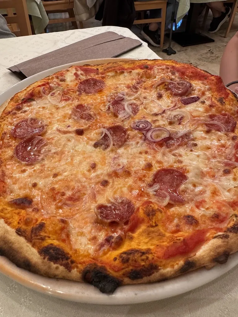 Pizzeria Hubertus restaurant in Vandoies - Vintl