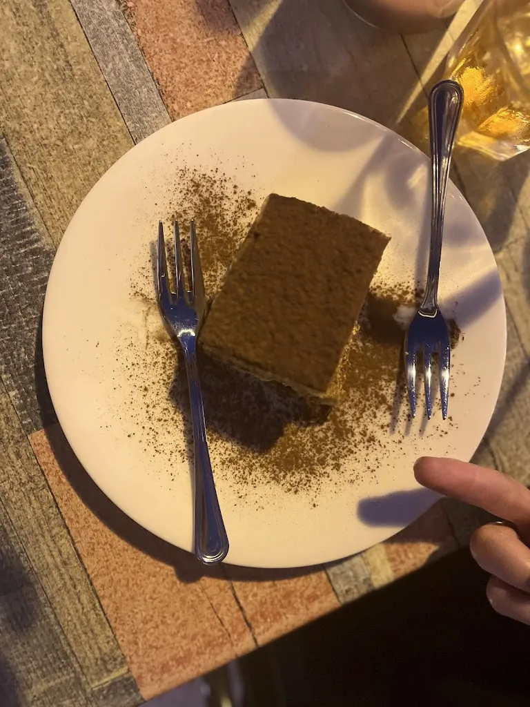 Aidan Bugeja_Bar La Cambusa_Varena_review