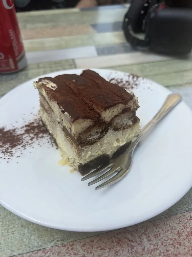 Alberto Mandler_Bar La Cambusa_Varena_review