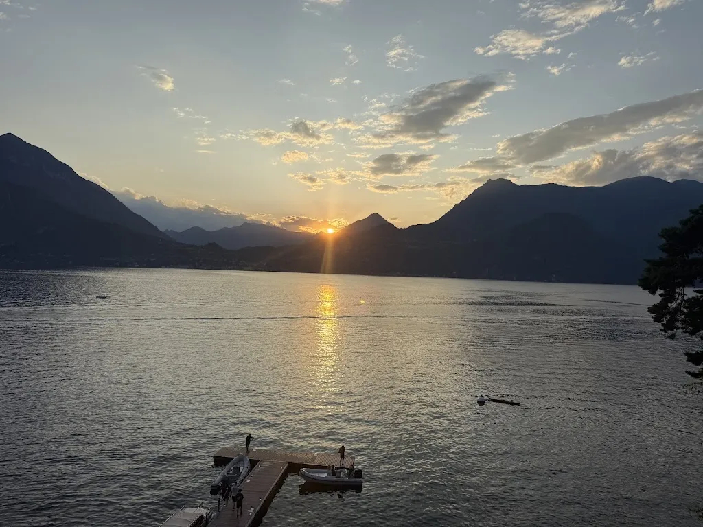 Neil Townsend_La Vista_Varena_review