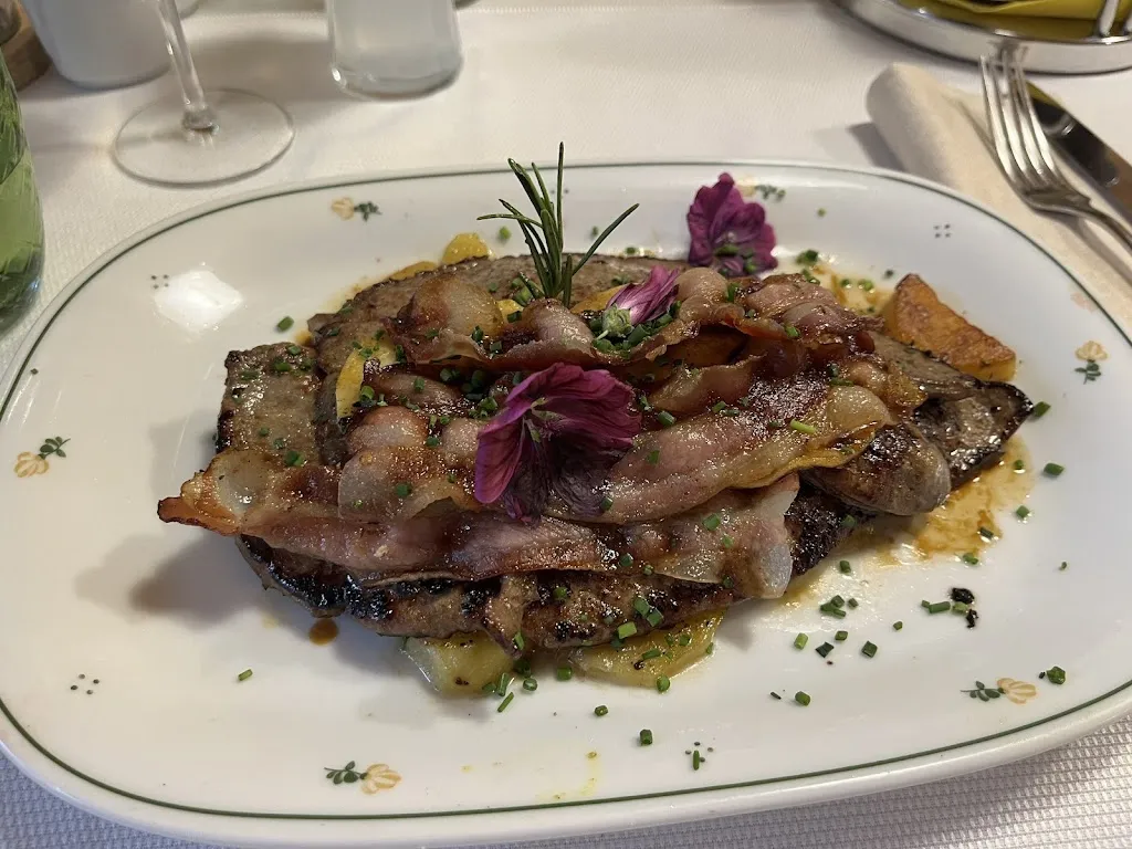 Miri *mnb*_Gasthaus Sonne_Tirolo_review