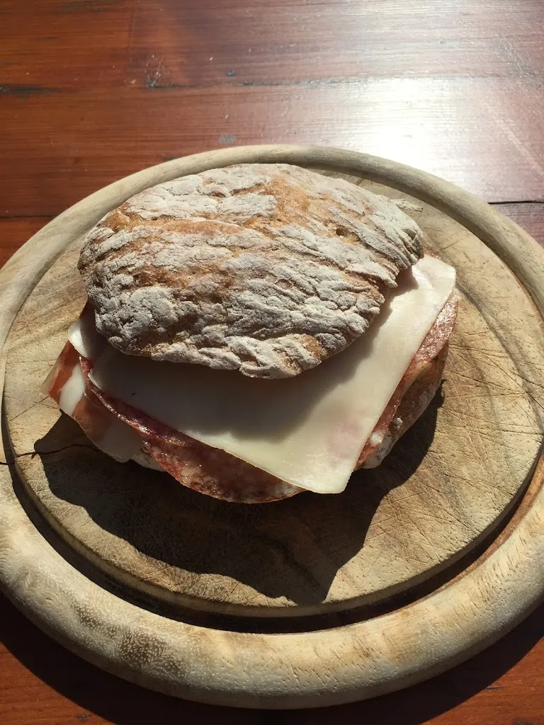 Gasthaus Schloss Tirol_Tirolo_slider_image_3