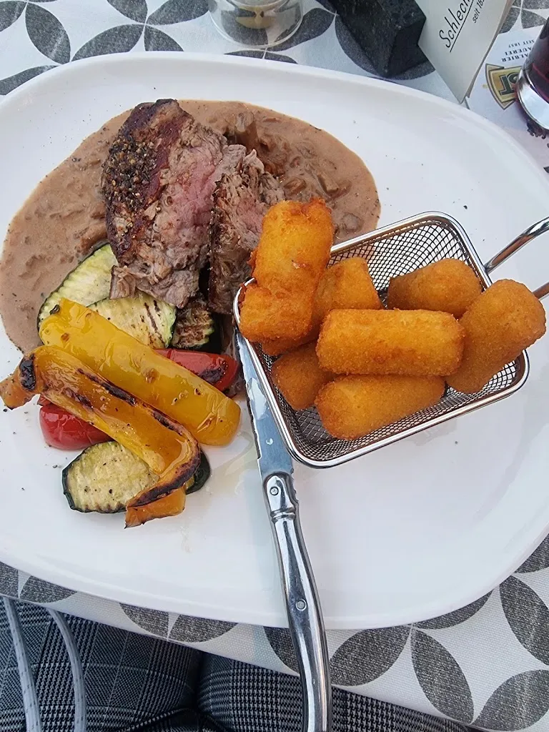 Humdinger Hay-k_Schlecht'n Seppl_Tirolo_review