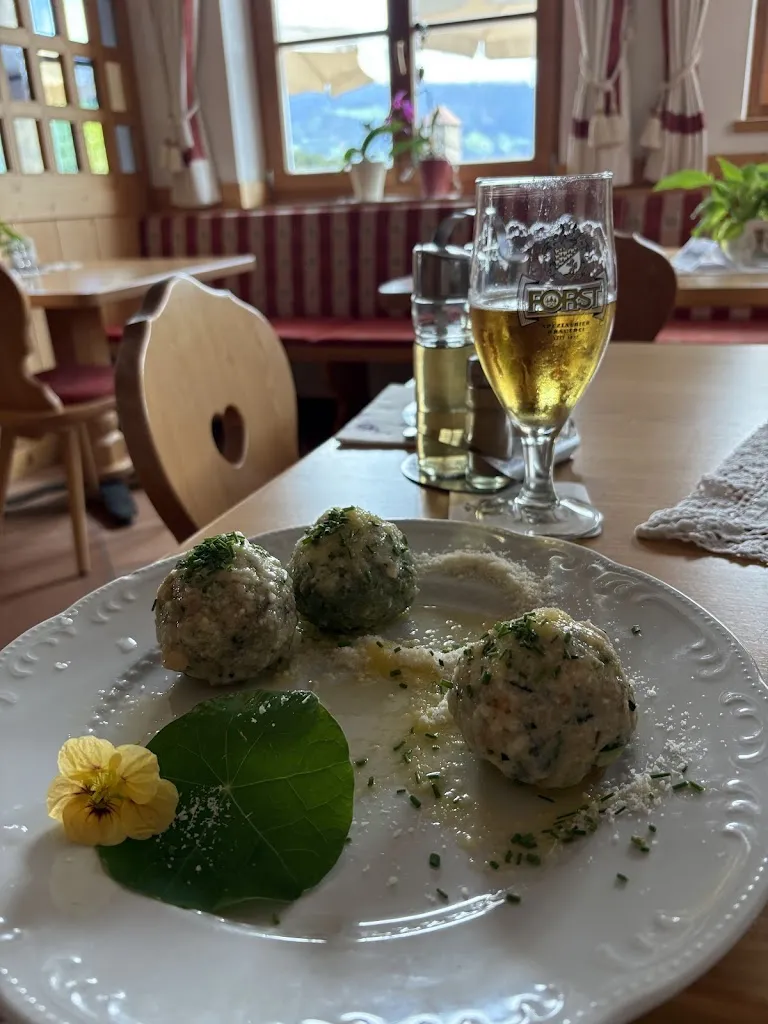 Schneeweisshof_Tirolo_slider_image_3