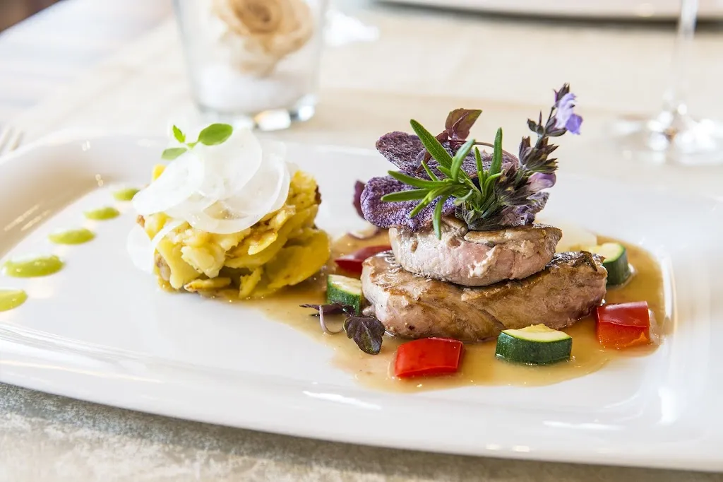 Gasthof Restaurant Zum Tiroler Adler_Tirolo_slider_image_2