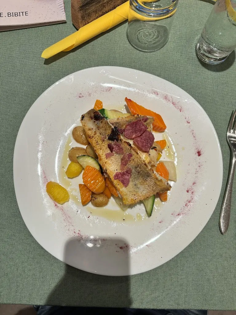 Elias Dr_Café Restaurant Patriarch_Tirolo_review