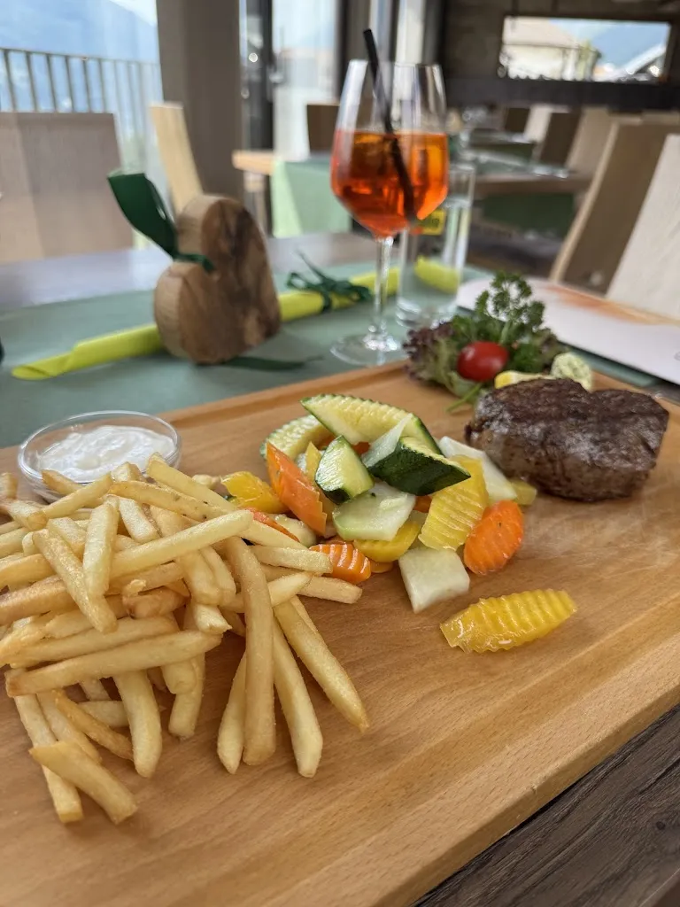 Café Restaurant Patriarch_Tirolo_slider_image_3