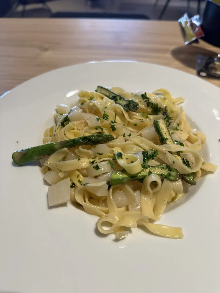 Libor Coufal_Cafè Restaurant Unterweger_Tirolo_review