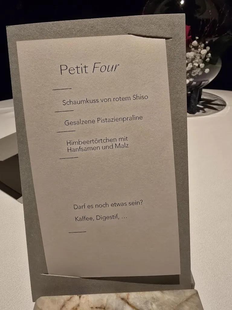 Menu_Castel fine dining_Tirolo_image_3