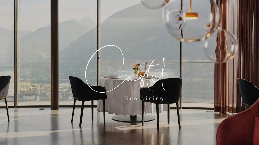 Castel fine dining restaurant in Tirolo
