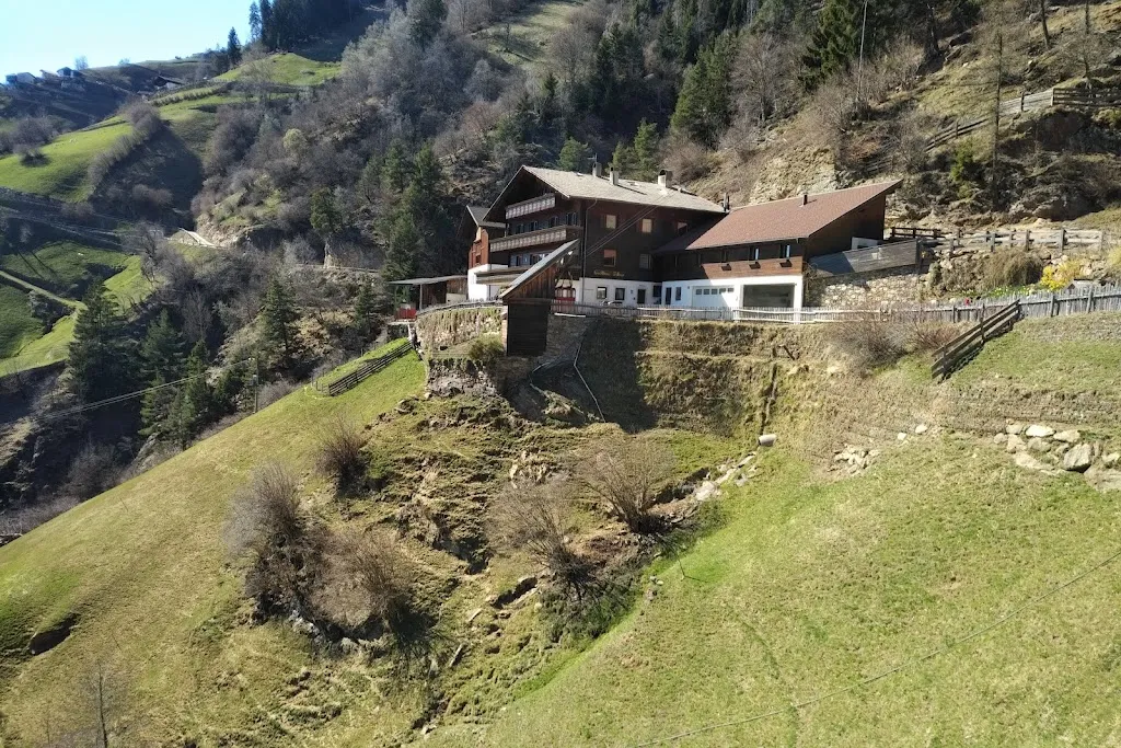 Nick Poulos_Locanda Talbauer_Tirolo_recensione