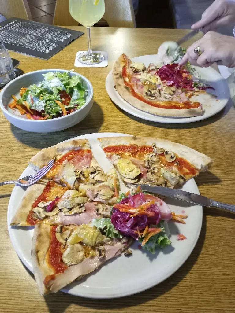 David Warner_Lindenwirt_Tirolo_review