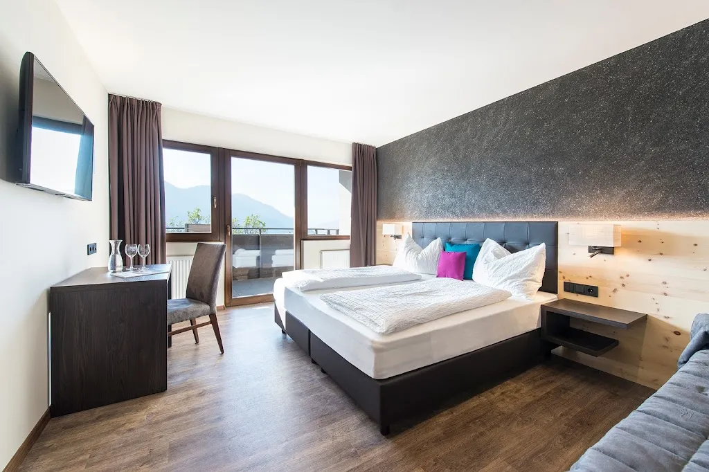 Hotel Zum Tiroler Adler_Tirolo_slider_image_3