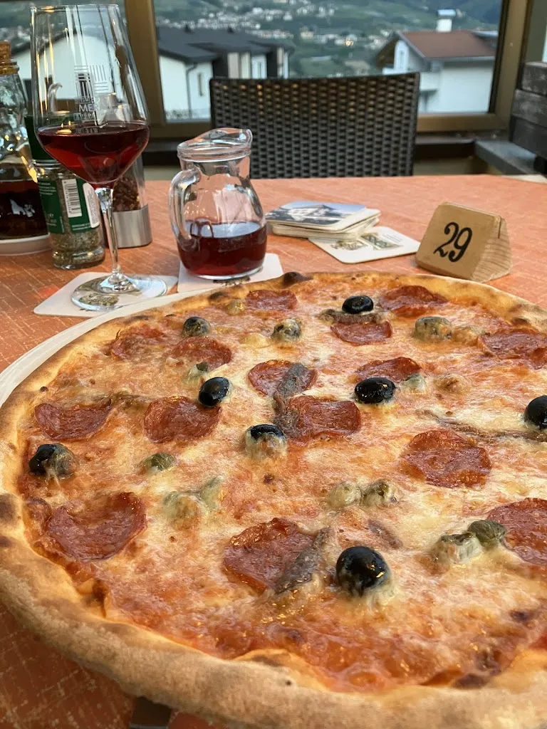 Pizzeria Restaurant Café Sparber_Tirolo_slider_image_3