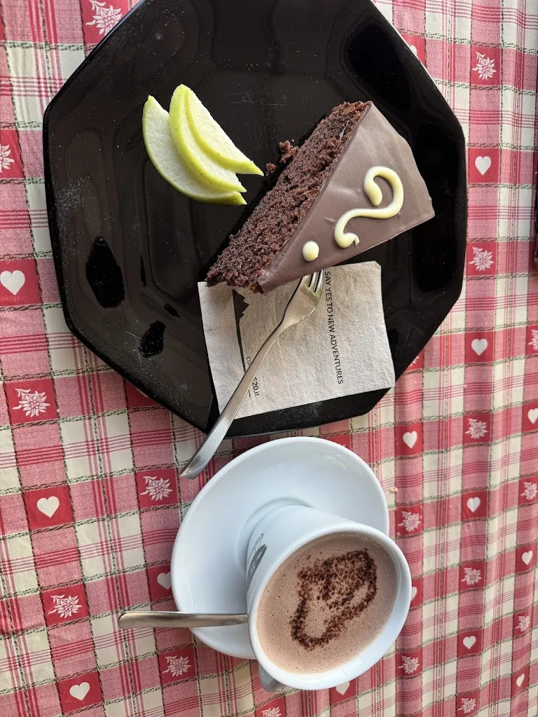 Agyeman Aben_Malga Ascht-Alm_Valle di Casies - Gsies_review