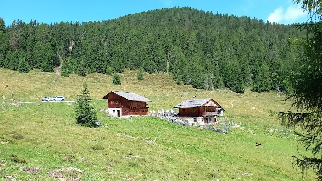 Francesco Nasato_Houfa Hitte_Valle di Casies - Gsies_review