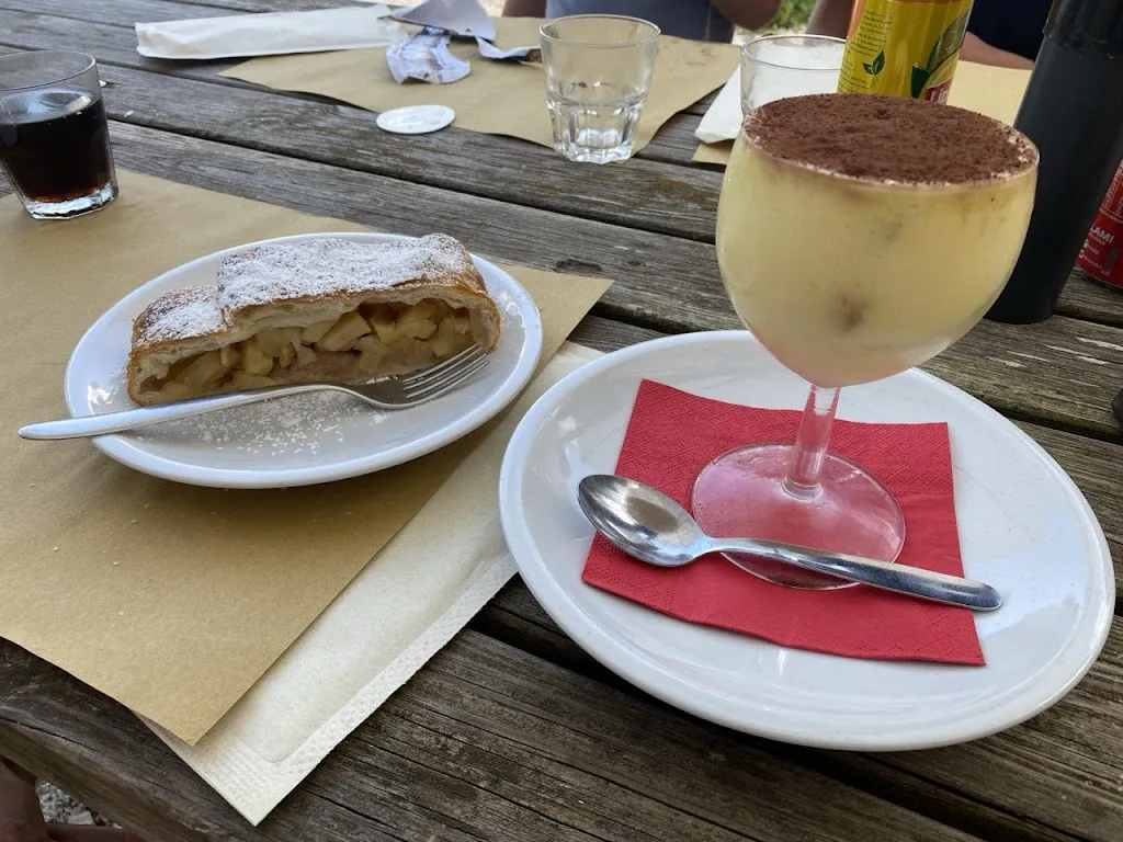 Erwin Duifhuizen_Malga Doss del Bue - cucina tipica casalinga_Vattaro_review