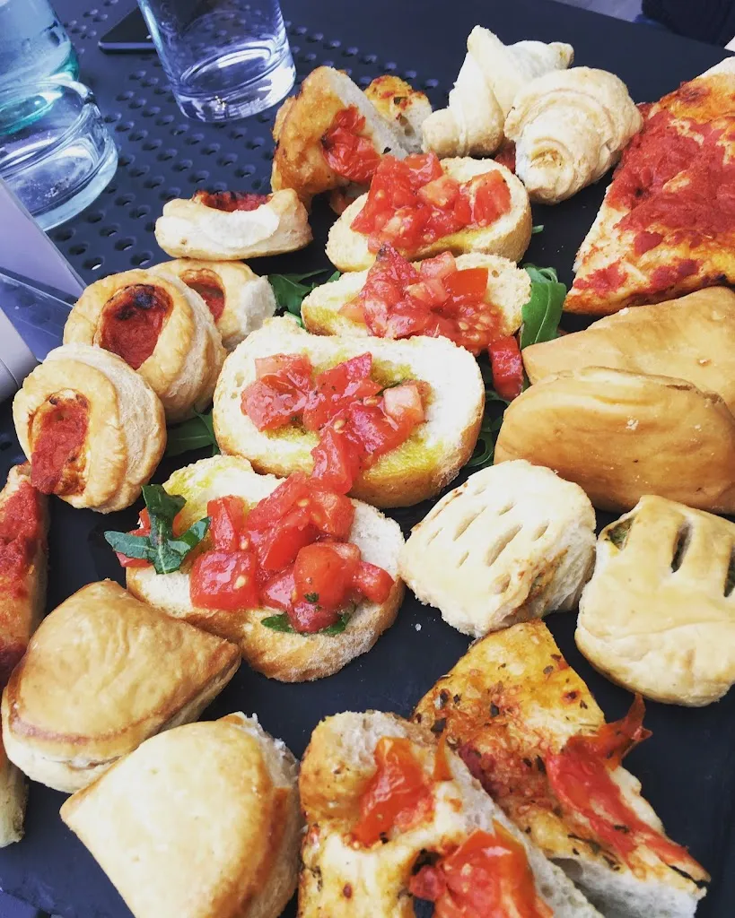 Miora R._Minami Restaurant & Lounge_Manfredonia_review