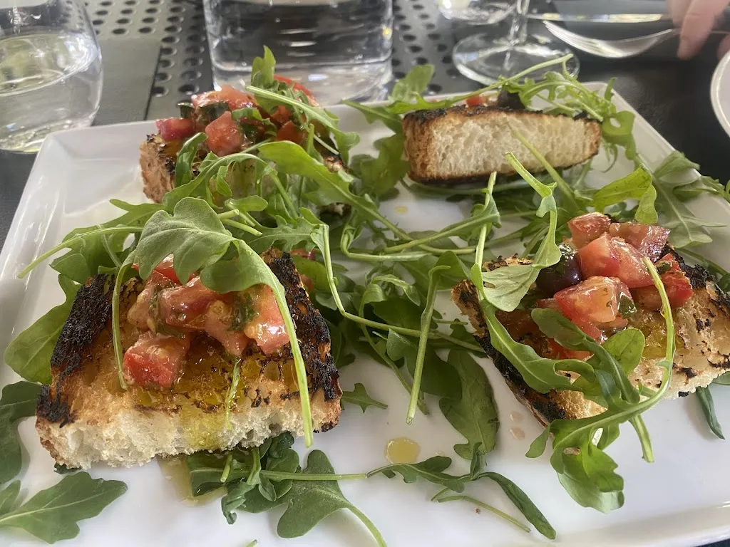 Minami Restaurant & Lounge_Manfredonia_slider_image_3