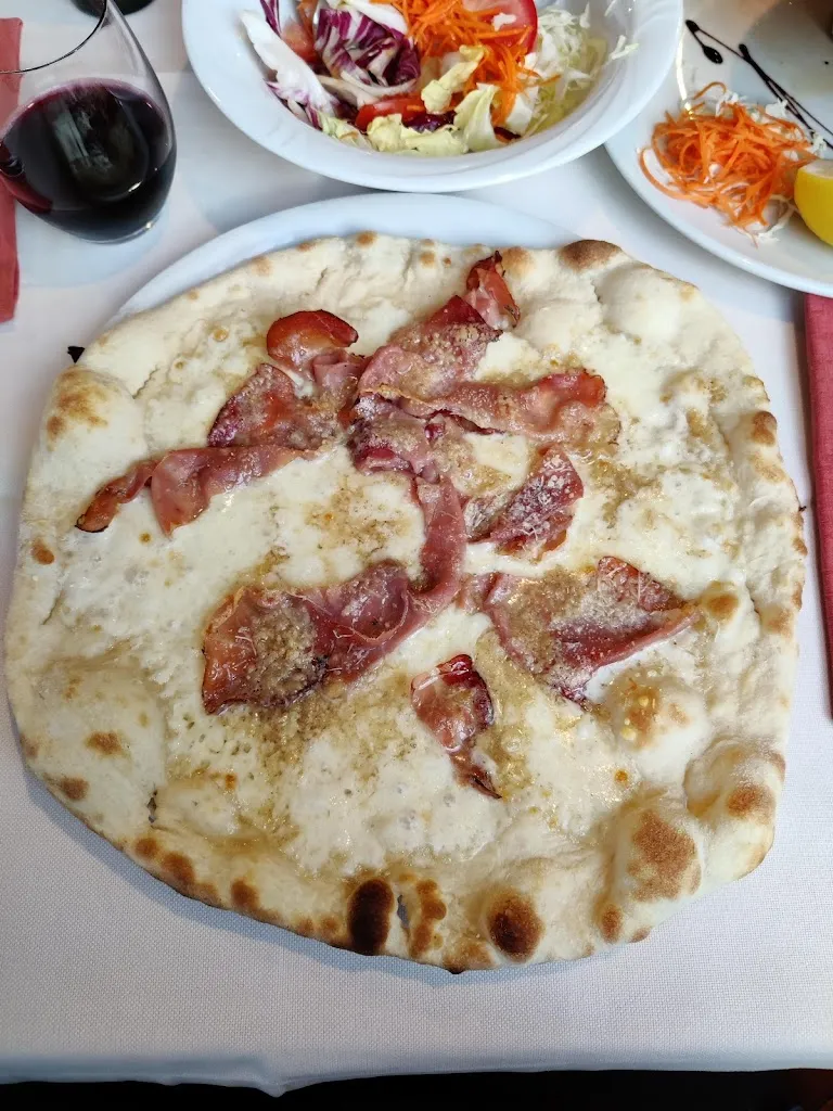 Lesya T_Ristorante TEX pizzeria_Vattaro_review