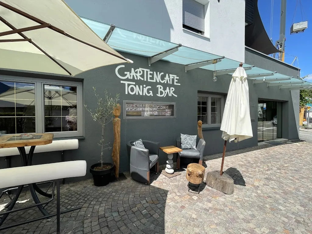 Gartencafe Tonig Bar restaurant in Velturno