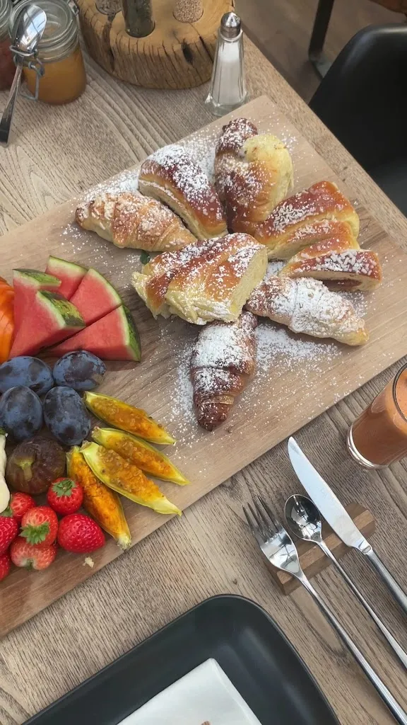 Gartencafe Tonig Bar_Velturno_slider_image_2