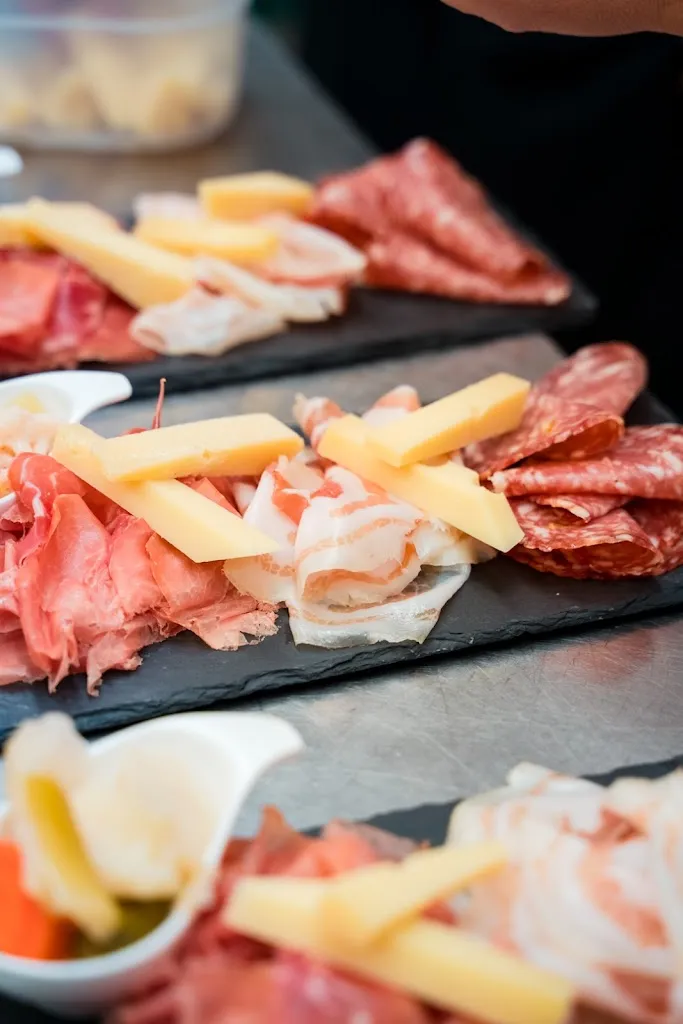 LEON D'ORO da Demis - bar, pizzeria, ristorante, alloggio_Verla_slider_image_2