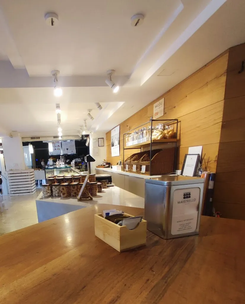 ED95MT0106_Maistrello Cafè_Verla_review