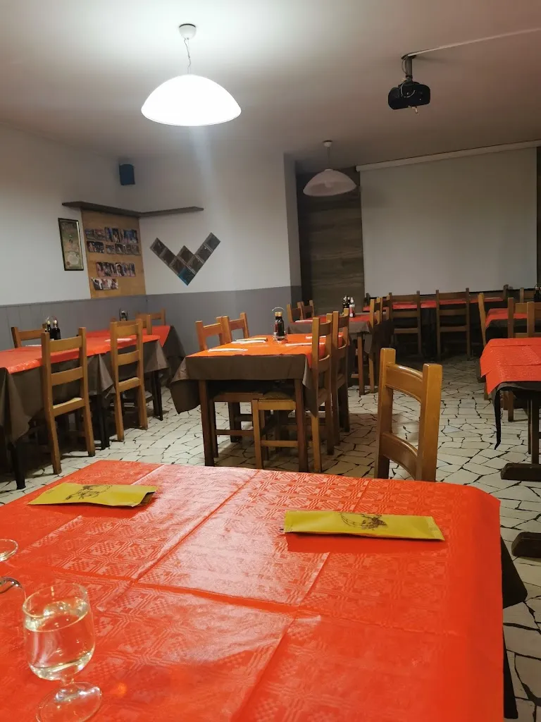 Pizzeria Dal Moro restaurant in Verla