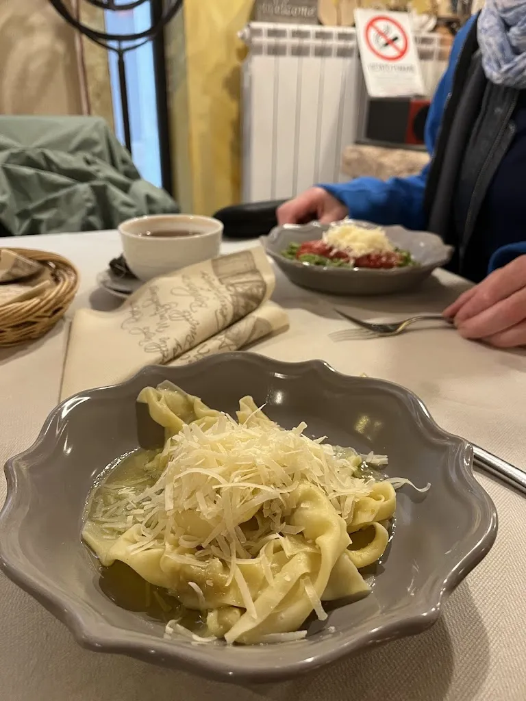 Mary Gallus_Enocibus Al Pomo D'Oro_Verano - Voeran_recensione