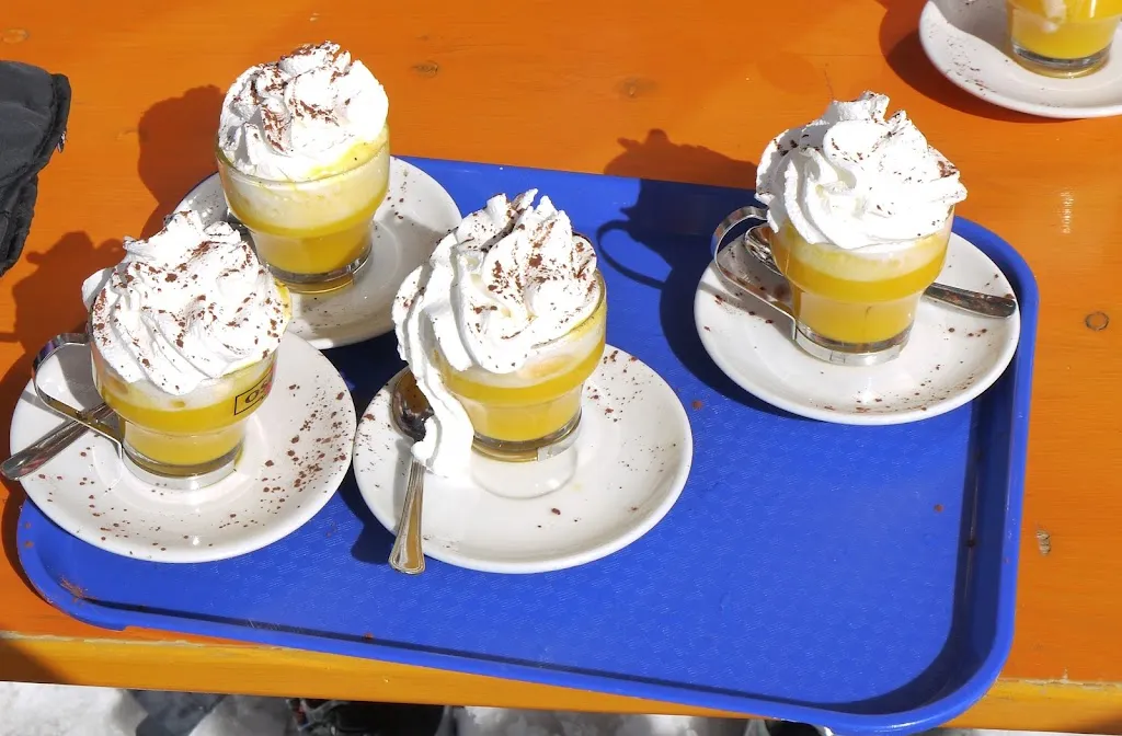 Just Zuzana_Bar Ristorante Pizzeria malga Valbiolo_Vermiglio_review