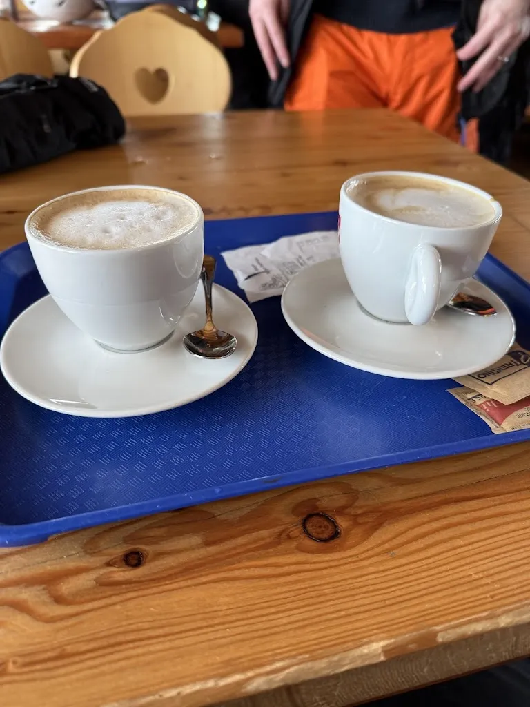 Paul Lowman_Bar Ristorante Pizzeria malga Valbiolo_Vermiglio_review