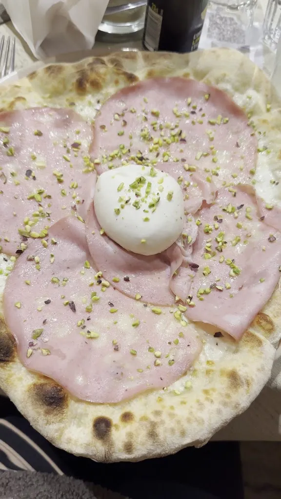 La botte bruschetteria pizzeria ristopub_Vermiglio_slider_image_2