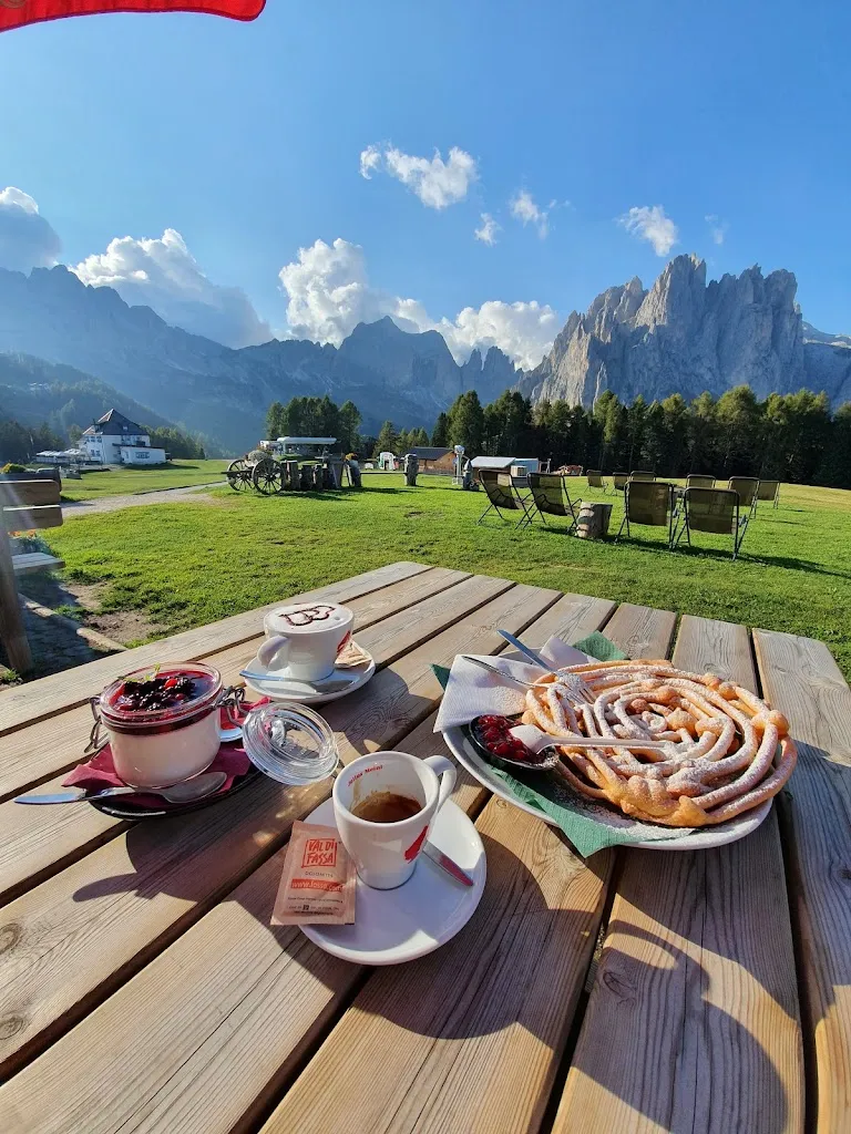 Jaroslav Singh_Rifugio Bellavista_Vigo di Fassa_review