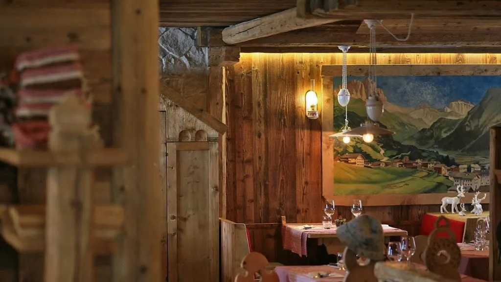 Ladin Restaurant restaurant in Vigo di Fassa